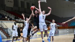 Akdeniz ve Base galip
