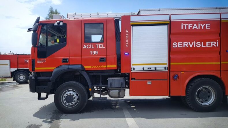 Alaniçi ve Vadili’de yangın