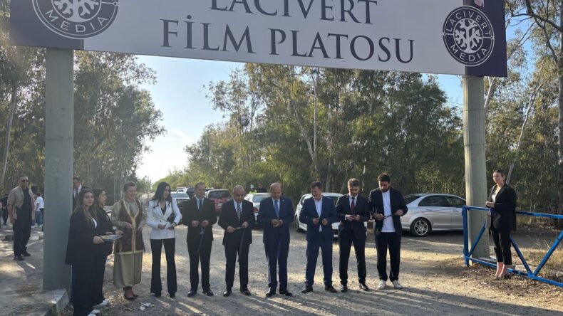 ‘Ayşe Tatile Çıktı’ isimli filmin ön tanıtım etkinliği yapıldı