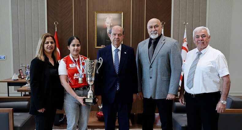Cumhurbaşkanı Tatar, Avrupa Kadınlar Bilardo Şampiyonu Ghaffari’yi kabul etti