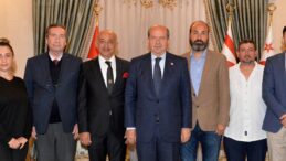 Cumhurbaşkanı Tatar Esnaf ve Sanatkarlar Merkez Birliği heyetini kabul etti