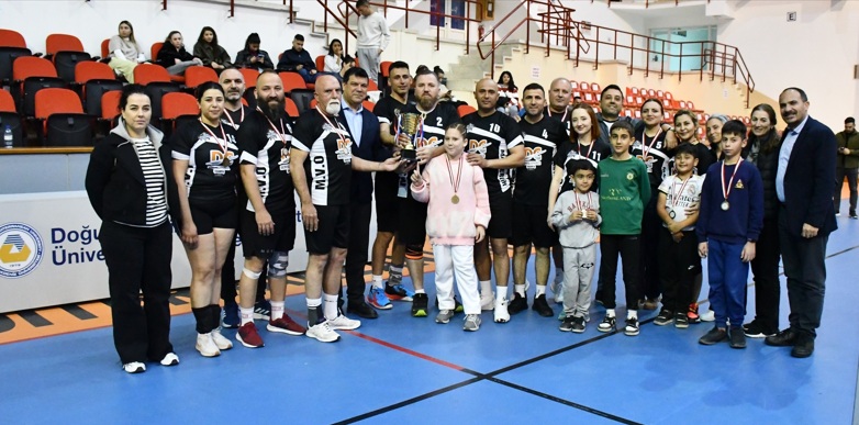 DAÜ’de Şampiyon Melekler anısına düzenlenen voleybol turnuvası tamamlandı