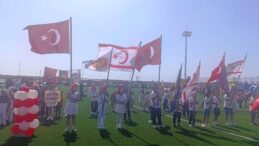 Güvercinlik’te bölge okullarının katılımıyla çocuk şenliği yapıldı