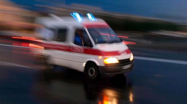 İş kazası.:Karşıyaka’da inşaatta çalışan Sumru, 2.80 metreden düşerek yaralandı