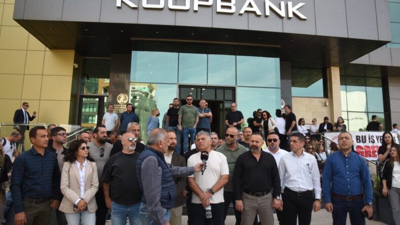 KOOP-Bank şubeleri grevde… “Sıkıntıların çözümü için çağrı yapılana kadar devam edeceğiz”