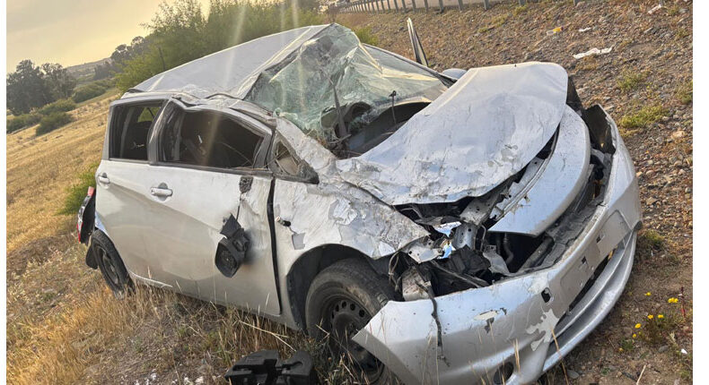 Lefkoşa – Güzelyurt ana yolunda trafik kazası….İki kişi yaralandı