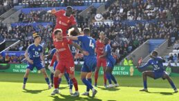 Liverpool kazandı, Leicester küme düştü