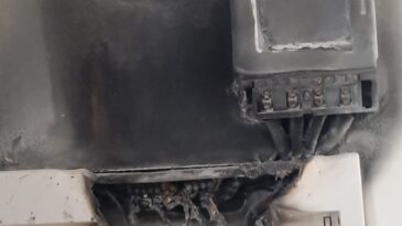 Ortaköy’de evde çıkan yangında elektrik panosu zarar gördü