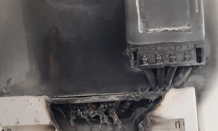 Ortaköy’de evde çıkan yangında elektrik panosu zarar gördü