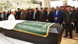 Şehit Teğmen Caner Gönyeli’nin eşi Nükhet Gönyeli toprağa verildi