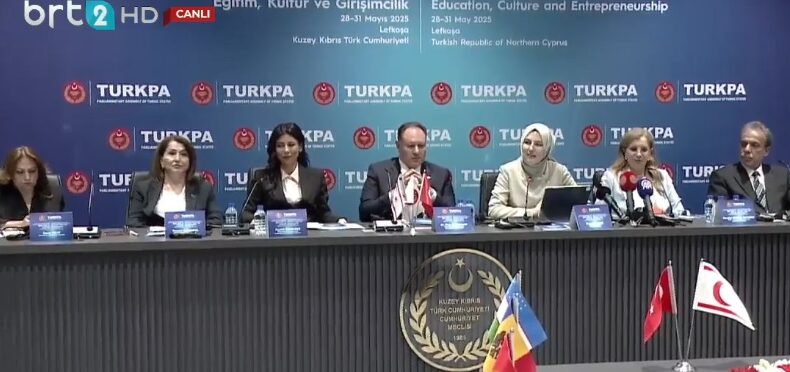 ‘1. Türk Kadın Parlamenterler Zirvesi Cumhuriyet Meclisi’nde gerçekleştiriliyor