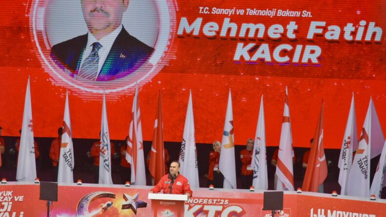 Bakan Kacır: “Teknoloji çağında haksız izolasyonlar anlamsız”