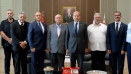 Cumhurbaşkanı Ersin Tatar, Milli Mücadele Vakfı heyetini kabul etti