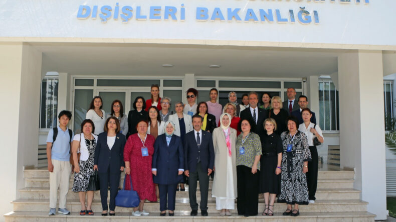 Dışişleri Bakanı Ertuğruloğlu, TÜRKPA heyetini kabul etti