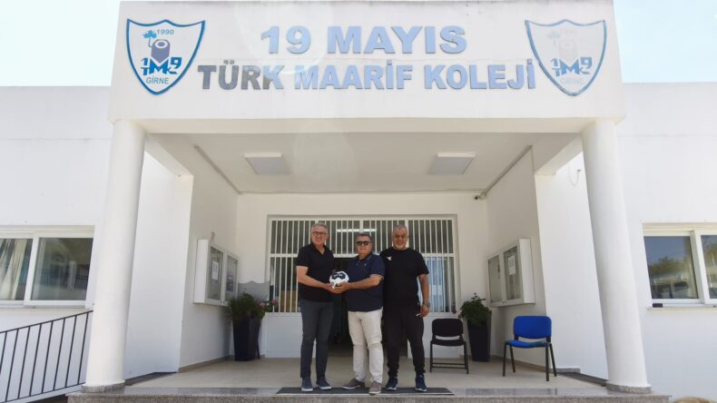 Futbol Tenisi okullara giriyor