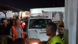 Gazze’deki hükümet: 81 günlük ablukanın ardından ilk yardım tırları Gazze’ye girdi