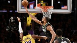 Lakers elendi