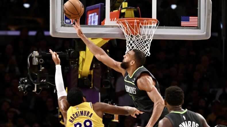 Lakers elendi