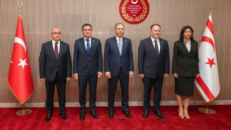 Meclis Başkanı Öztürkler, Ali Yerlikaya’yı kabul etti