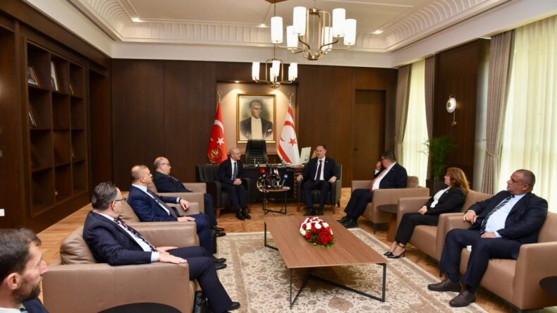 Meclis Başkanı Öztürkler, Mehmet Şimşek’i kabul etti