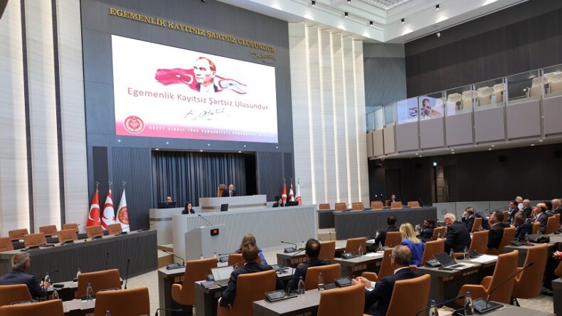 Meclis yasama göreviyle toplandı