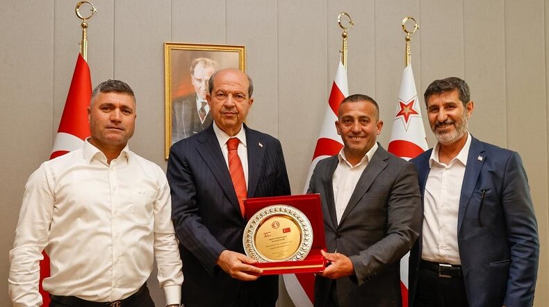 Milli İradeye Saygı Platformu’ndan Tatar’a tam destek ve “Vatanseverlik Plaketi”