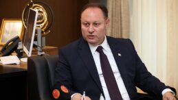 Öztürkler: Güney’i ödüllendiren AB aynı tutumunu sürdürüyor