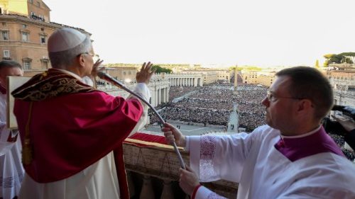 Papa 14. Leo İlk konuşmasında “barış” vurgusu yaptı