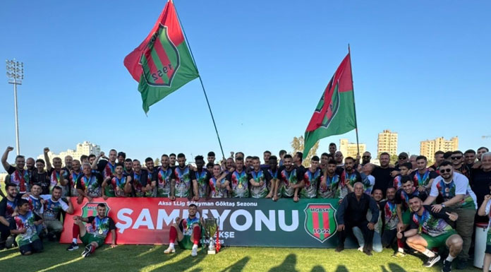 Şampiyon Mormenekşe kupasını bekliyor