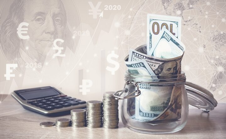 Sterlin 51,40, euro 43,85, dolar 38,65 TL’den işlem görüyor