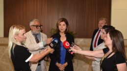 Tatar- Holguin görüşmesi tamamlandı… Holguin, yarın Hristodulidis ve ticaret odalarıyla görüşecek