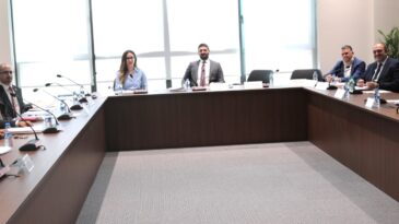 “Trafik Dairesi Değişiklik Yasa Tasarısı” onaylanarak Genel Kurul’un gündemine sevk edildi