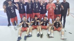 Voleybolda U 17 karması galip