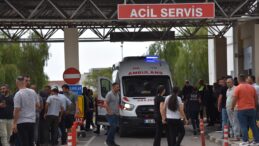 Yenierenköy’deki kazada yaralanan 3 öğrencinin tedavileri sürüyor
