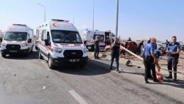 Aksaray’da sınava öğrenci götüren iki araç çarpıştı: 1 ölü, 10 yaralı