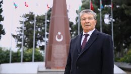Başbakan Üstel, bir dizi temas ve uluslararası konferans için Azerbaycan’a gitti