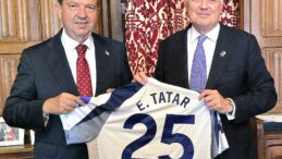 Cumhurbaşkanı Tatar, milletvekili Sir Iain Duncan Smith ile görüştü