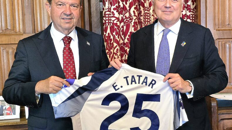 Cumhurbaşkanı Tatar, milletvekili Sir Iain Duncan Smith ile görüştü