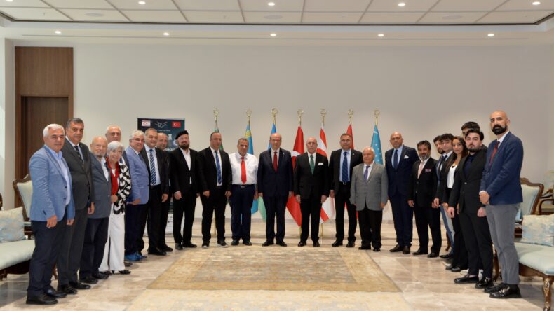 Cumhurbaşkanı Tatar, Türk Dünyası Mühendisler ve Mimarlar Birliği heyetini kabul etti