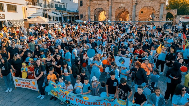 Dünya Çocuk Günü Gazimağusa Kaleiçi’nde kutlandı