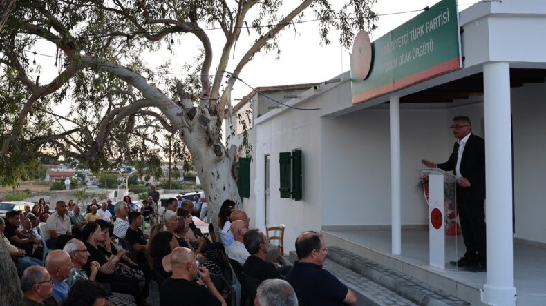 Erhürman, CTP İskele İlçesi Topçuköy Örgüt Binası’ının açılışında konuştu