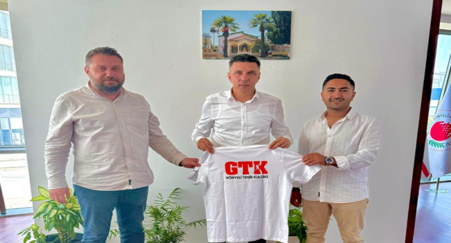 Gönyeli Tenis Kulübü’nden, Amcaoğlu’na teşekkür