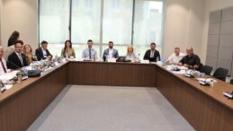 İdari, Kamu ve Sağlık İşleri Komitesi toplandı