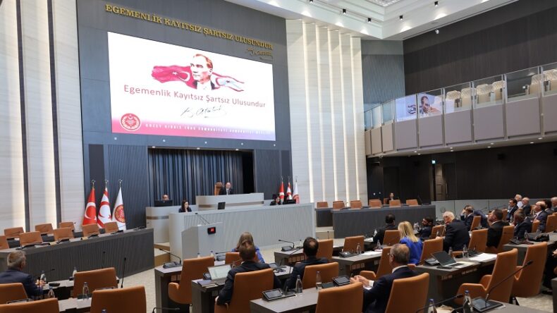 Meclis dönemin son toplantısını yapıyor