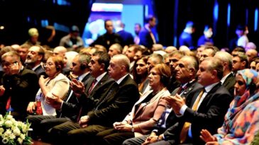 Millî Eğitim Bakanı Çavuşoğlu Türkiye Eğitim Teknolojileri Zirvesi’ne katıldı