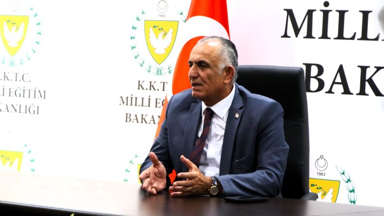 Milli Eğitim Bakanı Çavuşoğlu, Babalar Günü dolayısıyla mesaj yayımladı