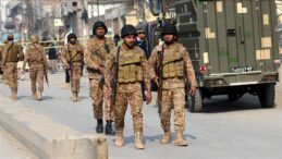 Pakistan’ın Hayber Pahtunhva eyaletinde düzenlenen bombalı saldırıda 13 asker öldü