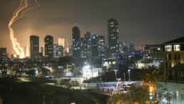 Tel Aviv’den dumanlar yükseliyor