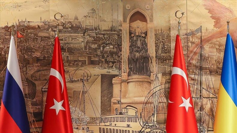 Ukrayna heyeti görüşmeler için İstanbul’a geldi