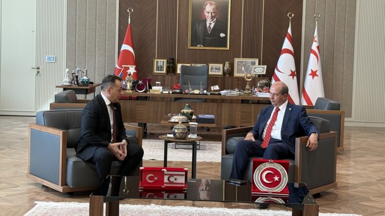 Cumhurbaşkanı Tatar, Azerbaycan heyetini kabul etti